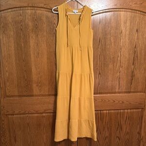 Evereve Yellow Sleeveless V-Neck Sundress Maxi
